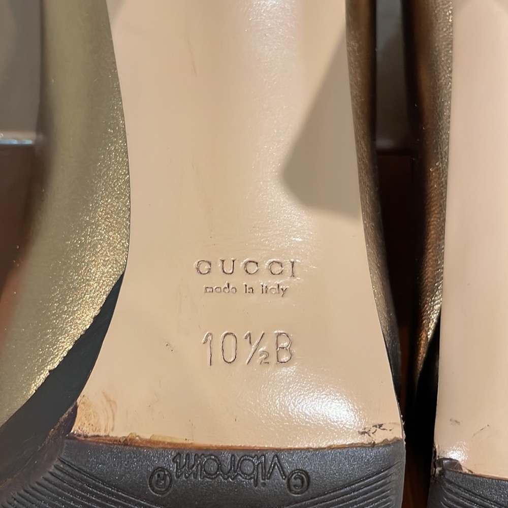 Gucci Gold Platform Pumps - Picture 7 of 7